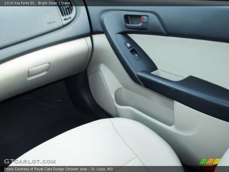 Bright Silver / Stone 2010 Kia Forte EX