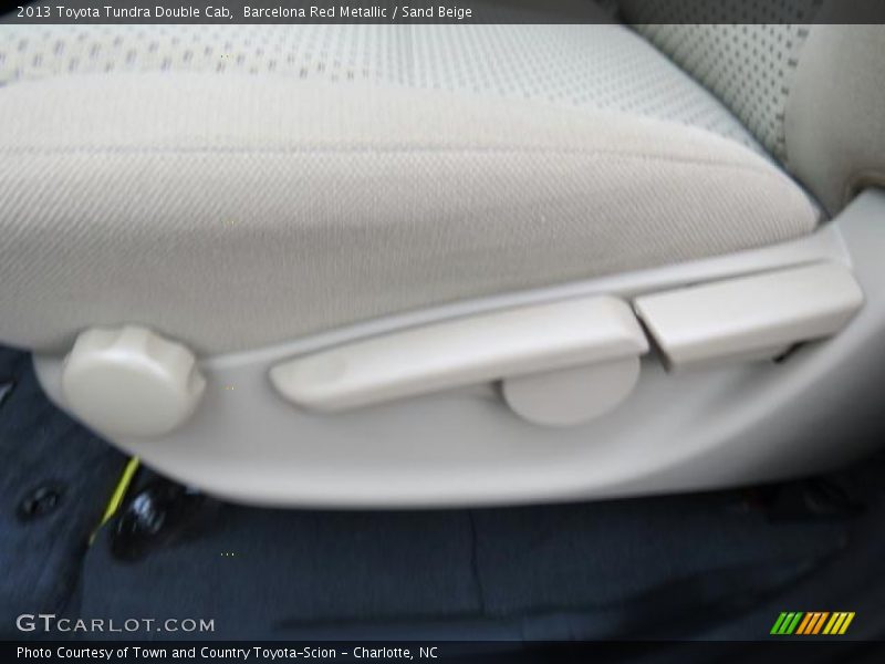 Barcelona Red Metallic / Sand Beige 2013 Toyota Tundra Double Cab