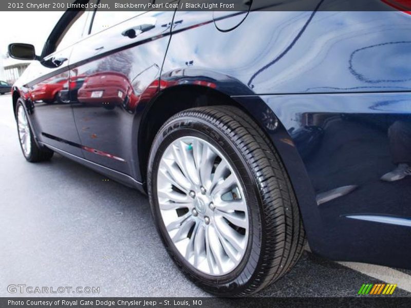 Blackberry Pearl Coat / Black/Light Frost 2012 Chrysler 200 Limited Sedan