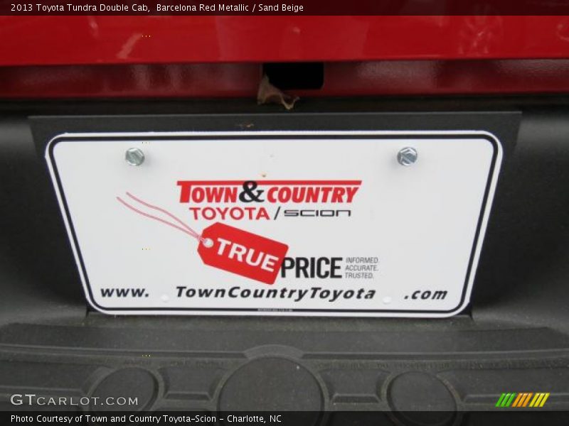 Barcelona Red Metallic / Sand Beige 2013 Toyota Tundra Double Cab