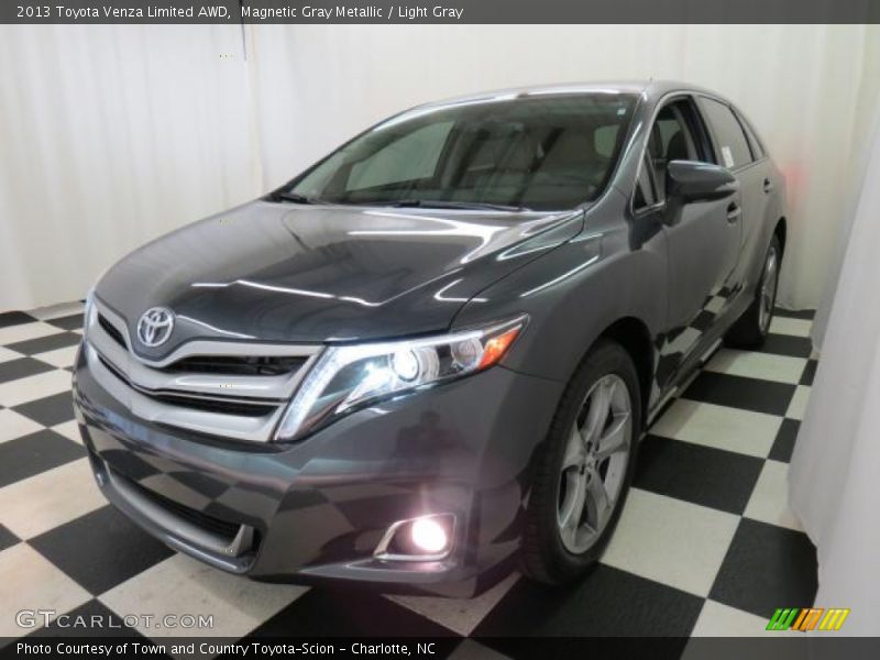 Magnetic Gray Metallic / Light Gray 2013 Toyota Venza Limited AWD