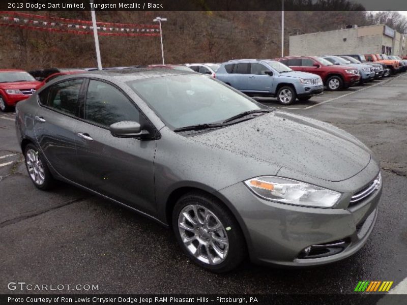 Front 3/4 View of 2013 Dart Limited