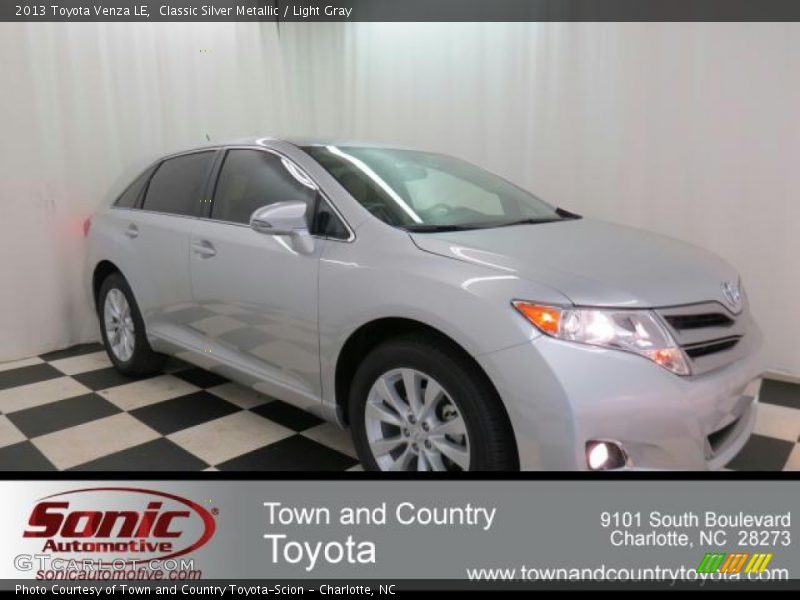 Classic Silver Metallic / Light Gray 2013 Toyota Venza LE