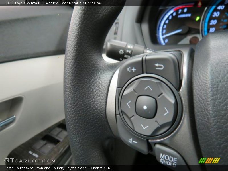 Attitude Black Metallic / Light Gray 2013 Toyota Venza LE