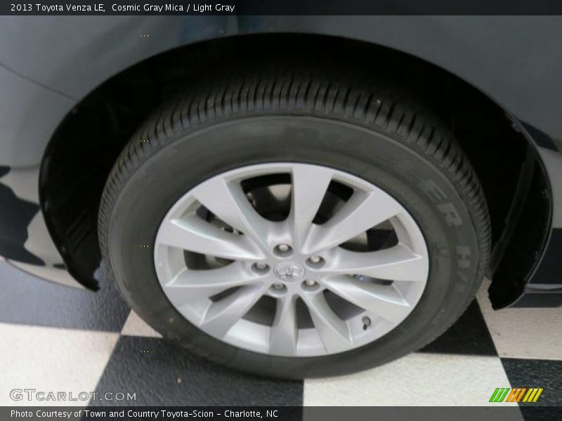 Cosmic Gray Mica / Light Gray 2013 Toyota Venza LE