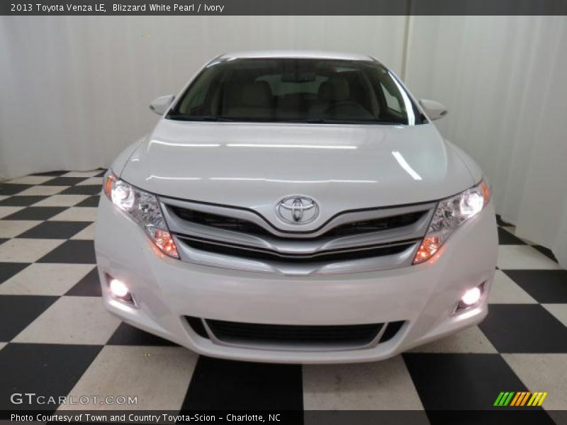 Blizzard White Pearl / Ivory 2013 Toyota Venza LE