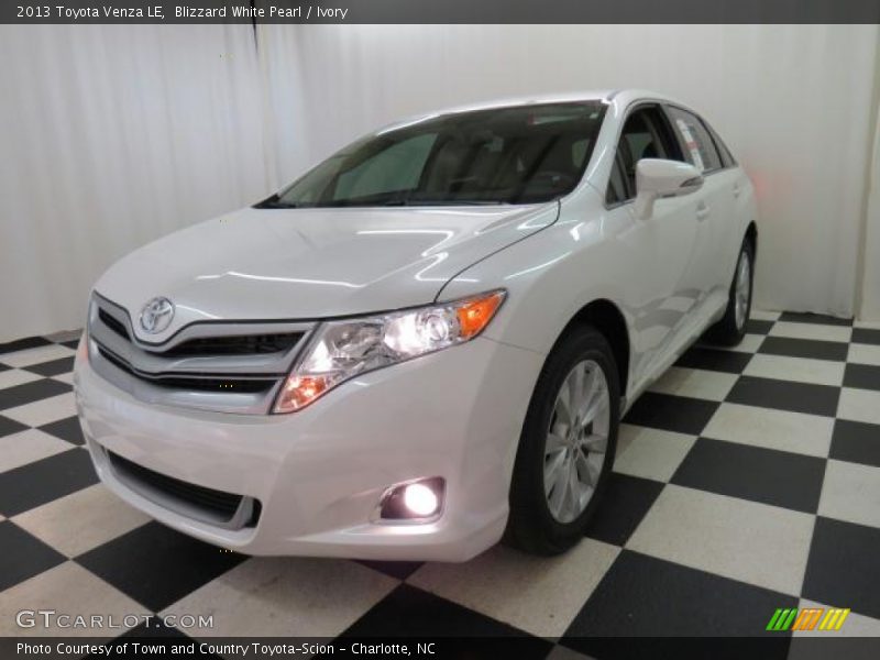 Blizzard White Pearl / Ivory 2013 Toyota Venza LE