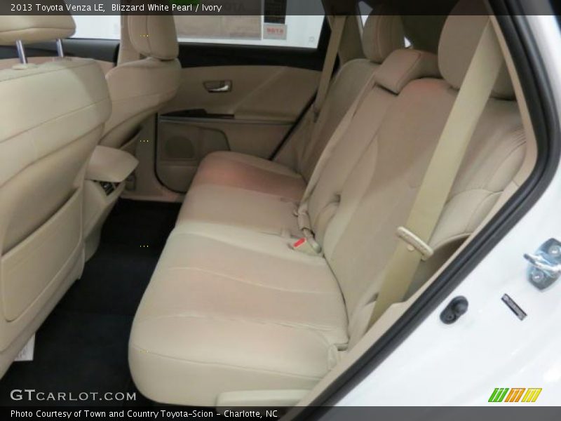 Blizzard White Pearl / Ivory 2013 Toyota Venza LE