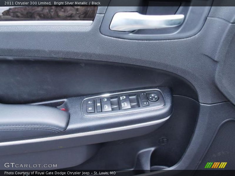 Bright Silver Metallic / Black 2011 Chrysler 300 Limited