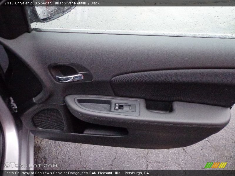 Billet Silver Metallic / Black 2013 Chrysler 200 S Sedan