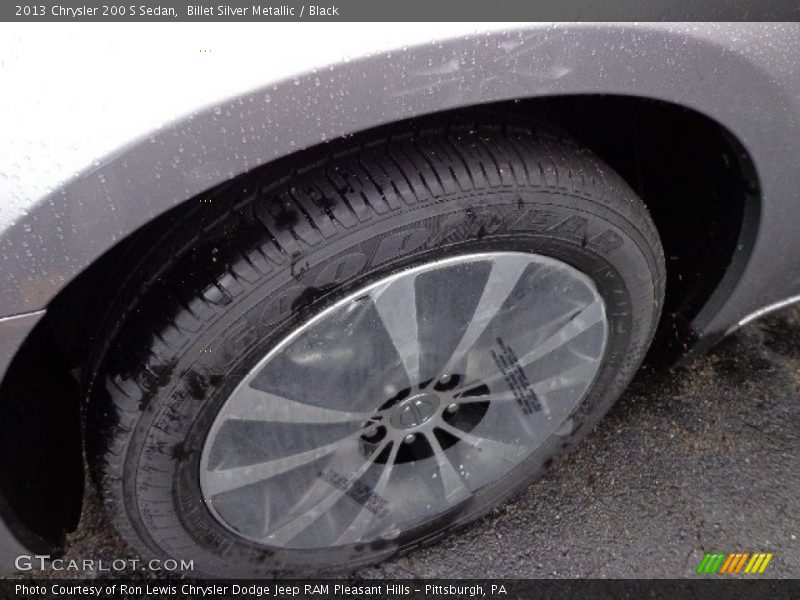 Billet Silver Metallic / Black 2013 Chrysler 200 S Sedan