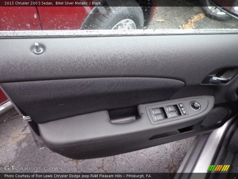 Billet Silver Metallic / Black 2013 Chrysler 200 S Sedan