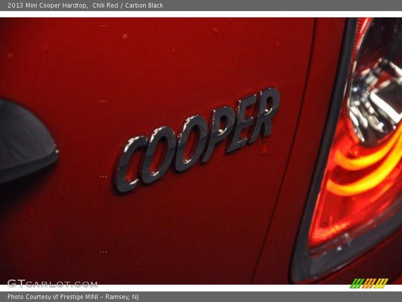 Chili Red / Carbon Black 2013 Mini Cooper Hardtop
