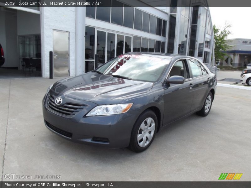 Magnetic Gray Metallic / Ash 2009 Toyota Camry LE