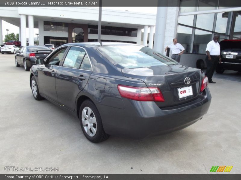 Magnetic Gray Metallic / Ash 2009 Toyota Camry LE