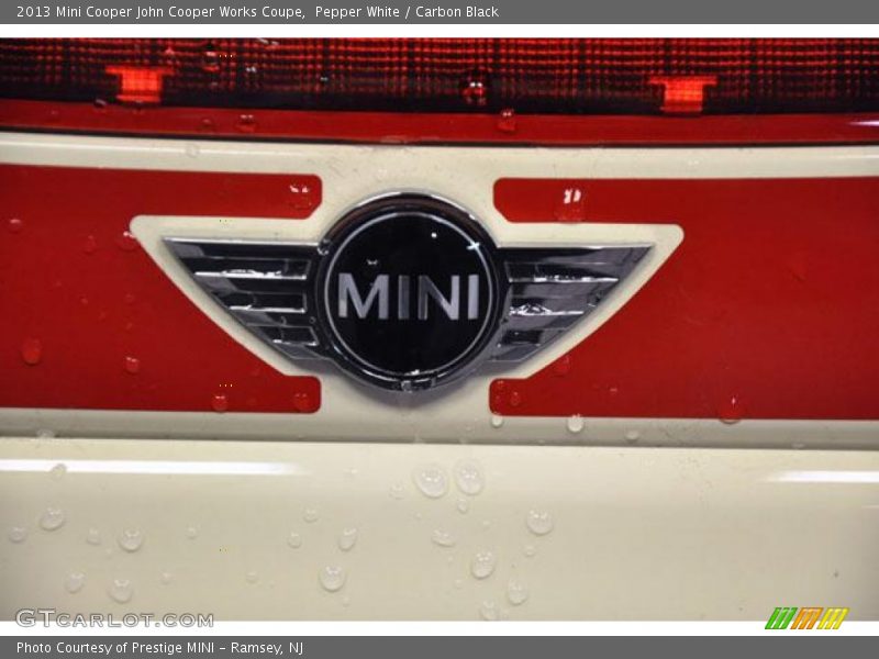 Pepper White / Carbon Black 2013 Mini Cooper John Cooper Works Coupe
