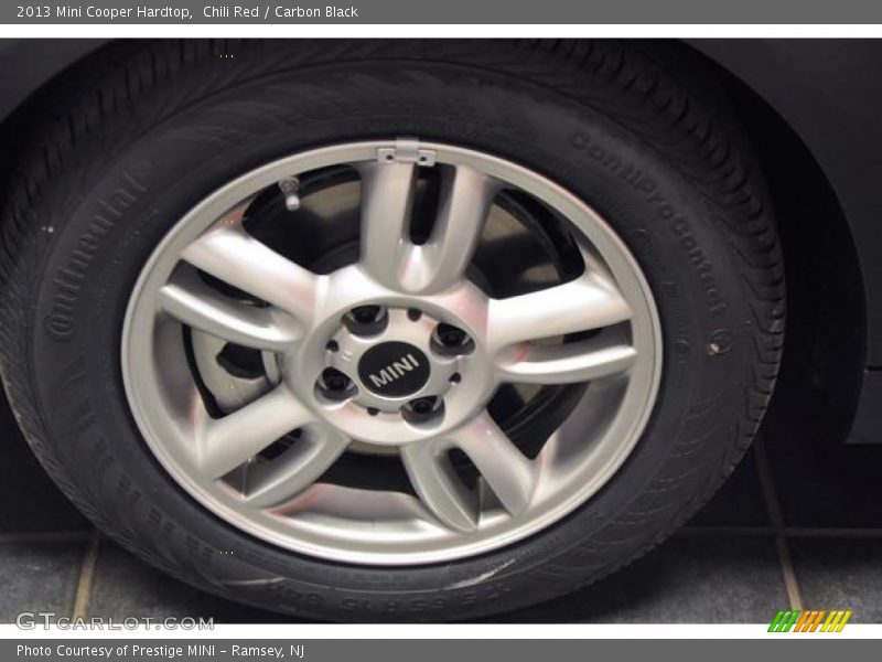 Chili Red / Carbon Black 2013 Mini Cooper Hardtop