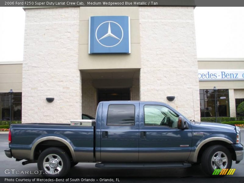 Medium Wedgewood Blue Metallic / Tan 2006 Ford F250 Super Duty Lariat Crew Cab