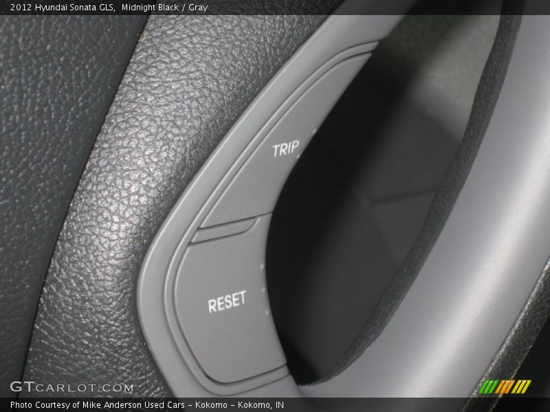 Midnight Black / Gray 2012 Hyundai Sonata GLS