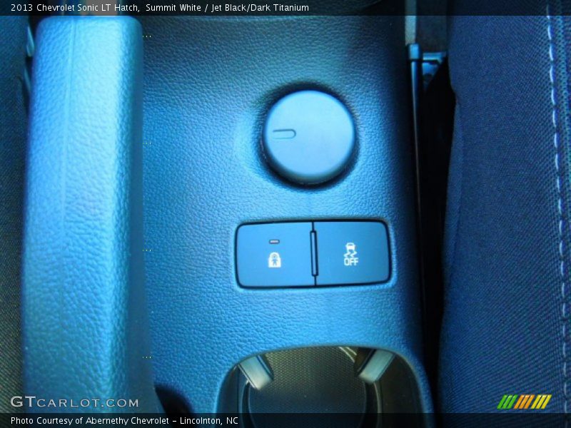 Summit White / Jet Black/Dark Titanium 2013 Chevrolet Sonic LT Hatch