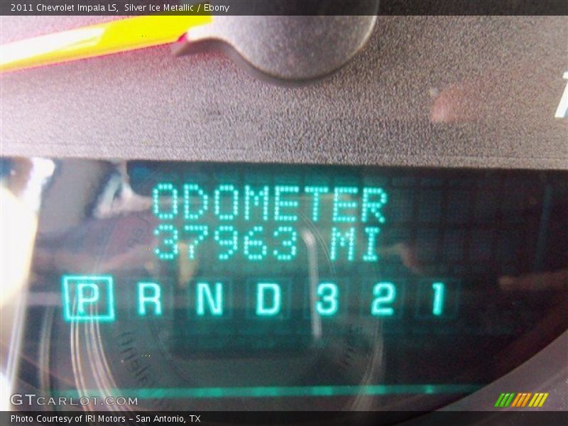 Silver Ice Metallic / Ebony 2011 Chevrolet Impala LS