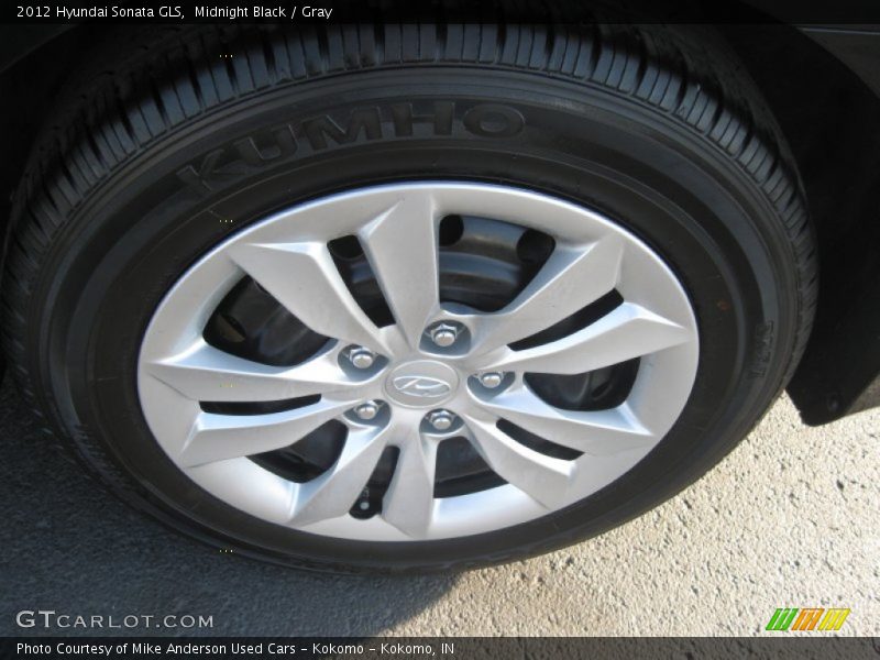 Midnight Black / Gray 2012 Hyundai Sonata GLS