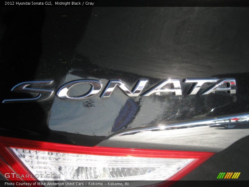Midnight Black / Gray 2012 Hyundai Sonata GLS