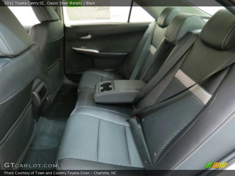 Classic Silver Metallic / Black 2012 Toyota Camry SE
