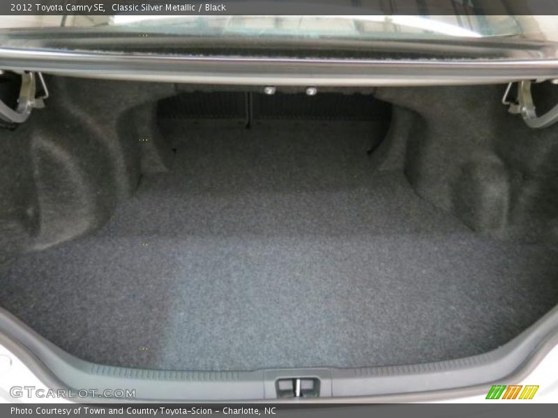 Classic Silver Metallic / Black 2012 Toyota Camry SE