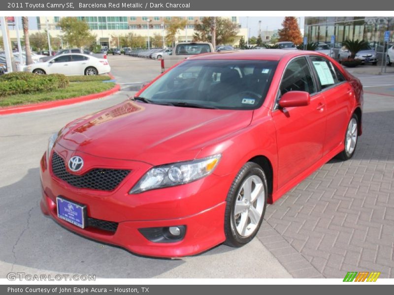 Barcelona Red Metallic / Dark Charcoal 2011 Toyota Camry SE