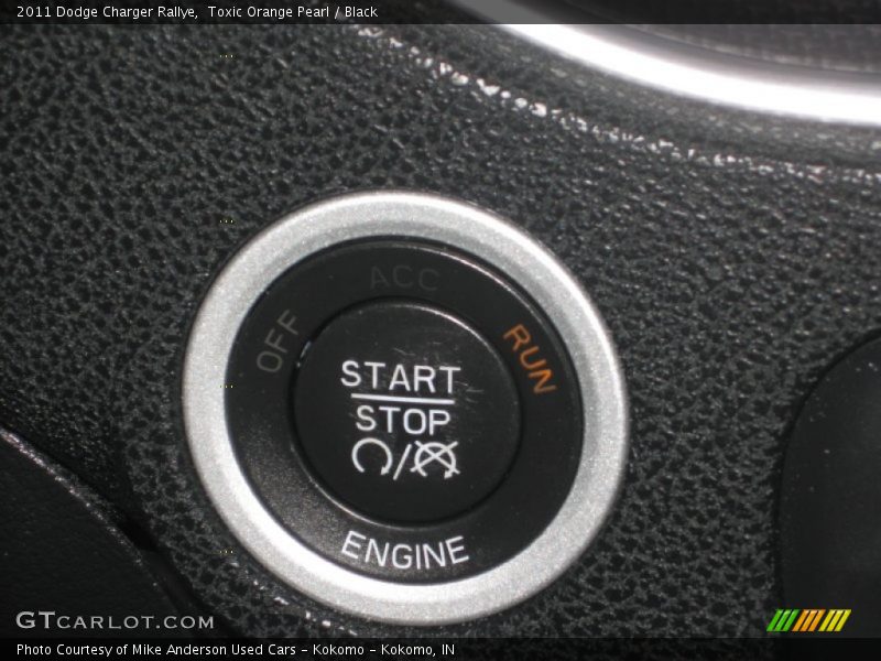Toxic Orange Pearl / Black 2011 Dodge Charger Rallye