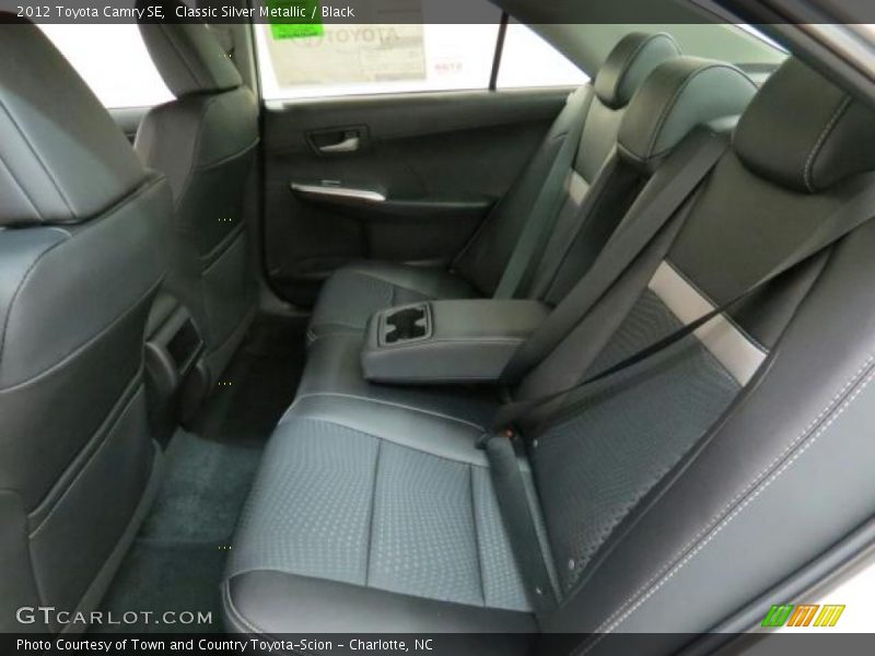 Classic Silver Metallic / Black 2012 Toyota Camry SE