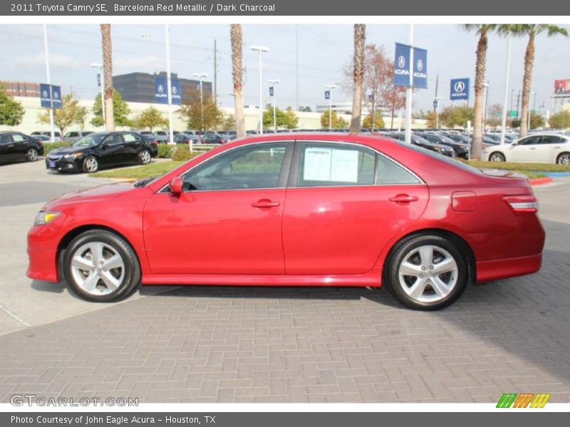 Barcelona Red Metallic / Dark Charcoal 2011 Toyota Camry SE