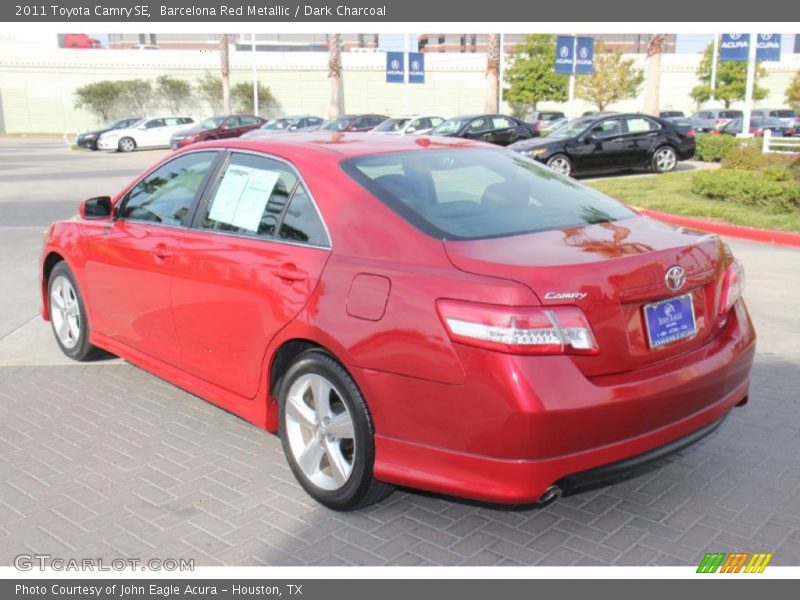 Barcelona Red Metallic / Dark Charcoal 2011 Toyota Camry SE
