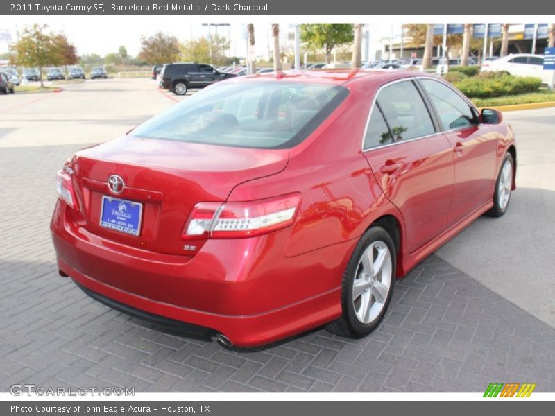 Barcelona Red Metallic / Dark Charcoal 2011 Toyota Camry SE