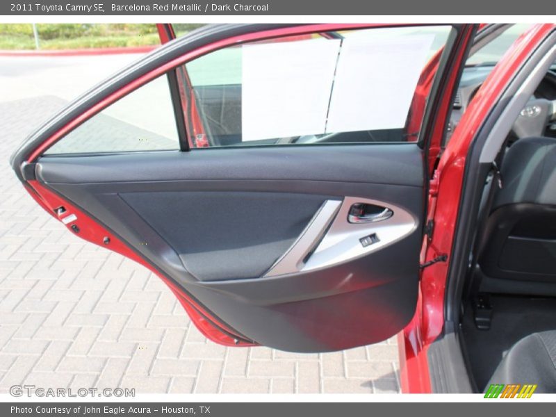 Barcelona Red Metallic / Dark Charcoal 2011 Toyota Camry SE