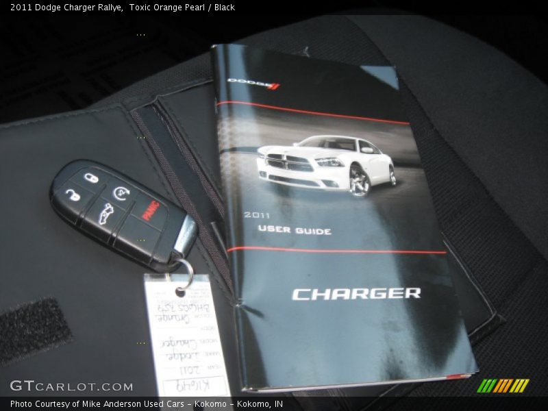 Toxic Orange Pearl / Black 2011 Dodge Charger Rallye