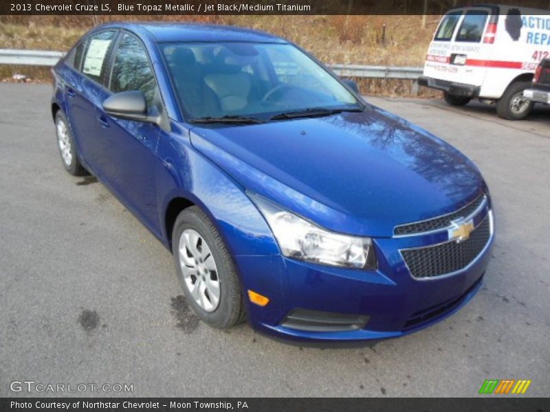 Blue Topaz Metallic / Jet Black/Medium Titanium 2013 Chevrolet Cruze LS