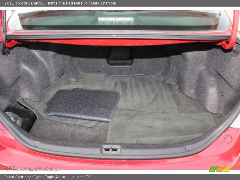 Barcelona Red Metallic / Dark Charcoal 2011 Toyota Camry SE