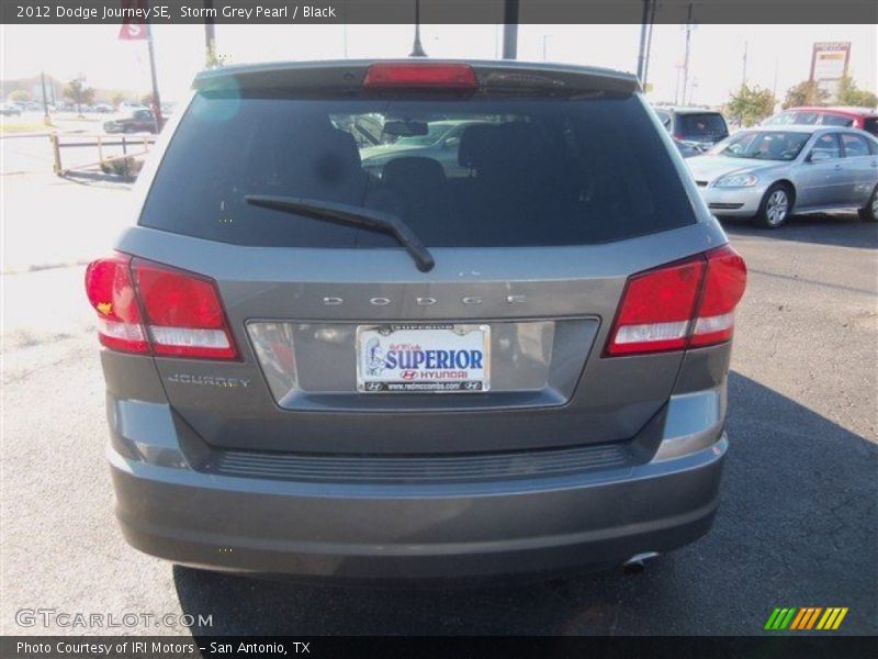 Storm Grey Pearl / Black 2012 Dodge Journey SE