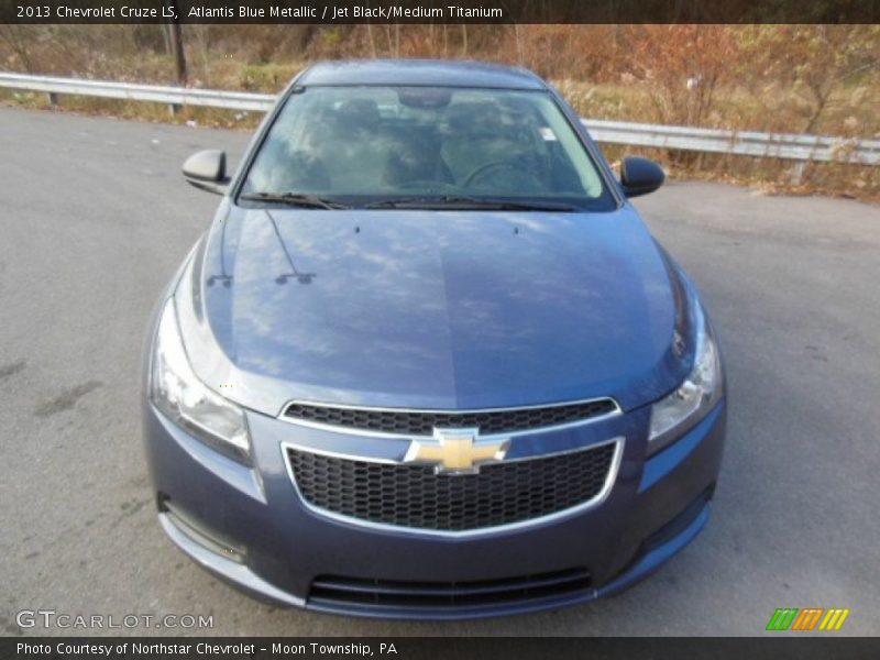 Atlantis Blue Metallic / Jet Black/Medium Titanium 2013 Chevrolet Cruze LS