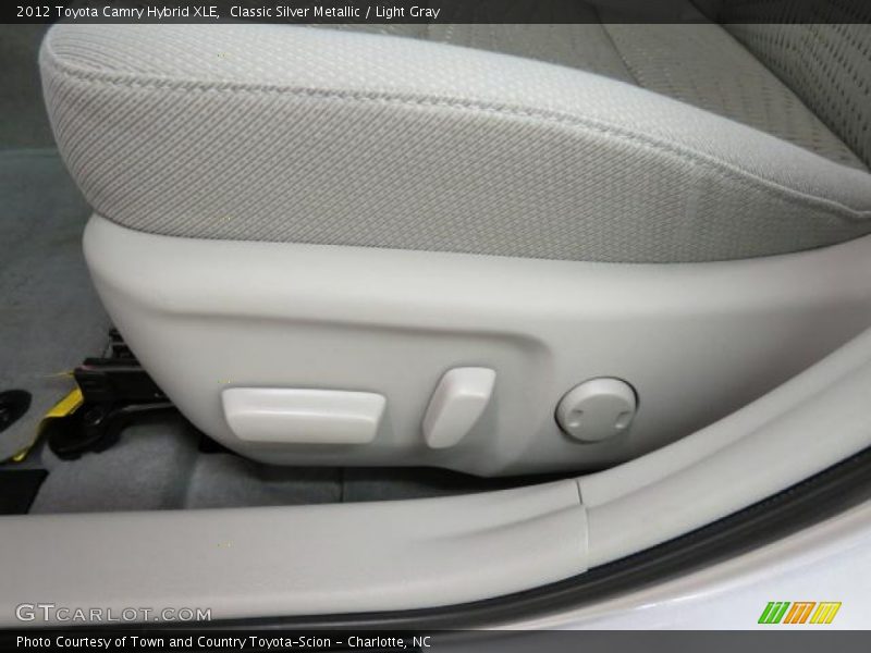 Classic Silver Metallic / Light Gray 2012 Toyota Camry Hybrid XLE