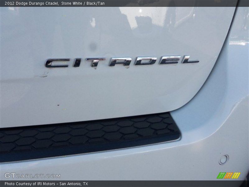 Stone White / Black/Tan 2012 Dodge Durango Citadel