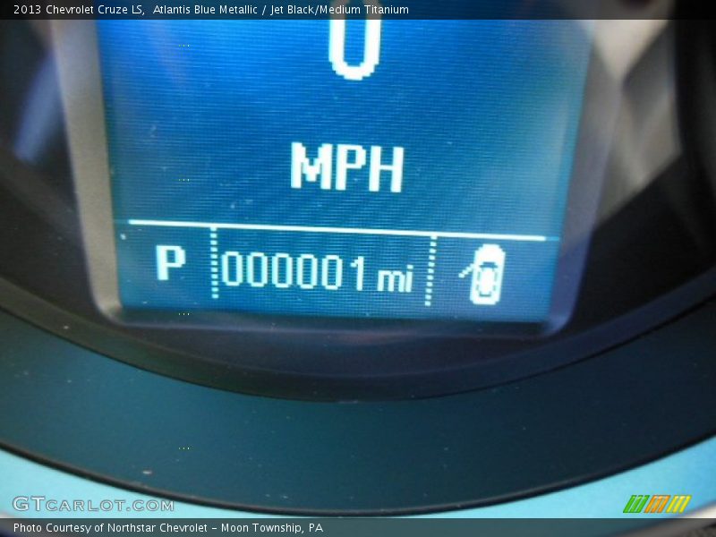 Atlantis Blue Metallic / Jet Black/Medium Titanium 2013 Chevrolet Cruze LS