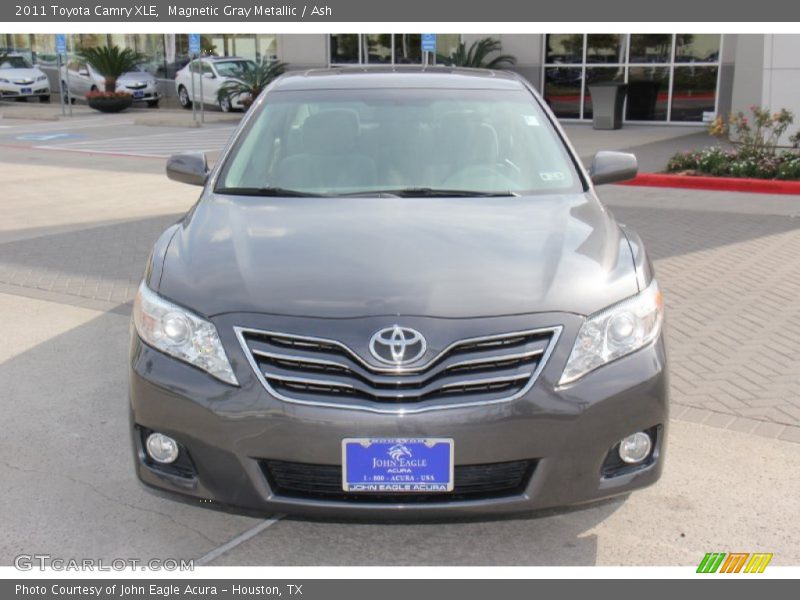 Magnetic Gray Metallic / Ash 2011 Toyota Camry XLE