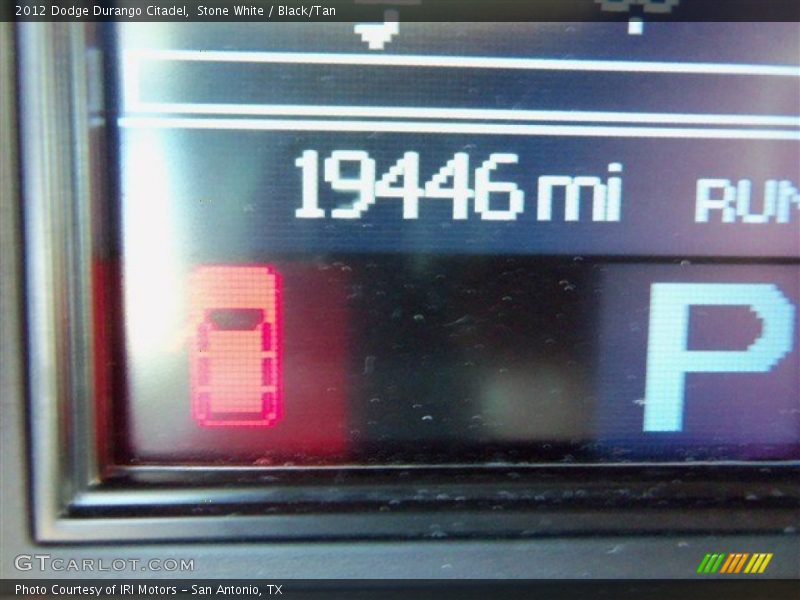 Stone White / Black/Tan 2012 Dodge Durango Citadel