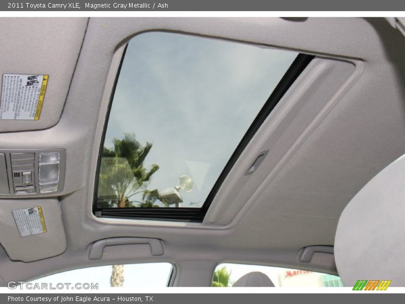 Magnetic Gray Metallic / Ash 2011 Toyota Camry XLE