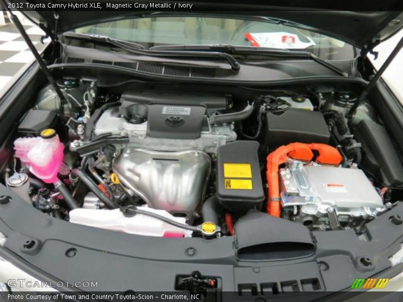 Magnetic Gray Metallic / Ivory 2012 Toyota Camry Hybrid XLE