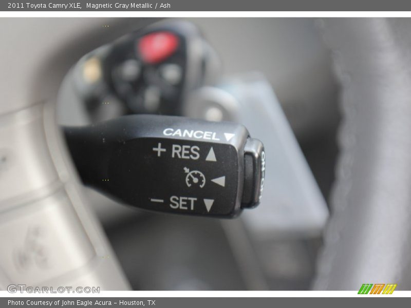 Magnetic Gray Metallic / Ash 2011 Toyota Camry XLE