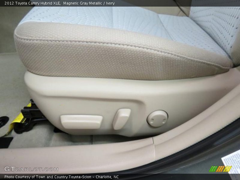 Magnetic Gray Metallic / Ivory 2012 Toyota Camry Hybrid XLE